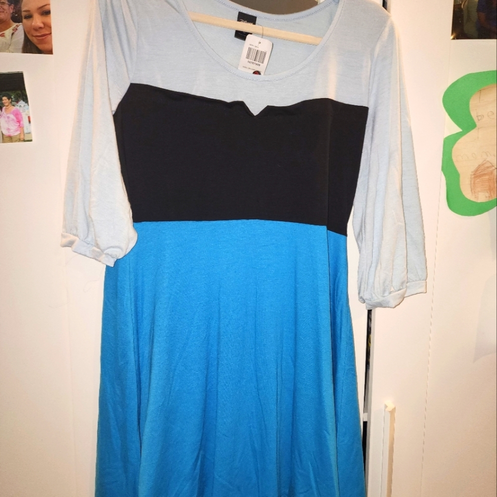 - Disney Ariel on land little mermaid dress